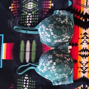 Victoria Secret Body By Victoria Bra